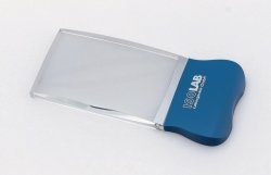 Pocket magnifier | Description : 2X magnification
